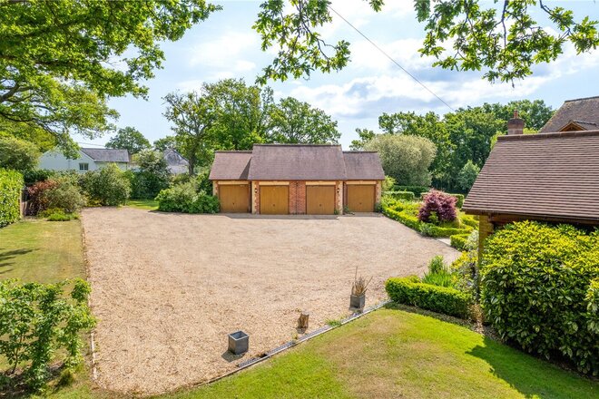 The Straits, Hampshire, GU35