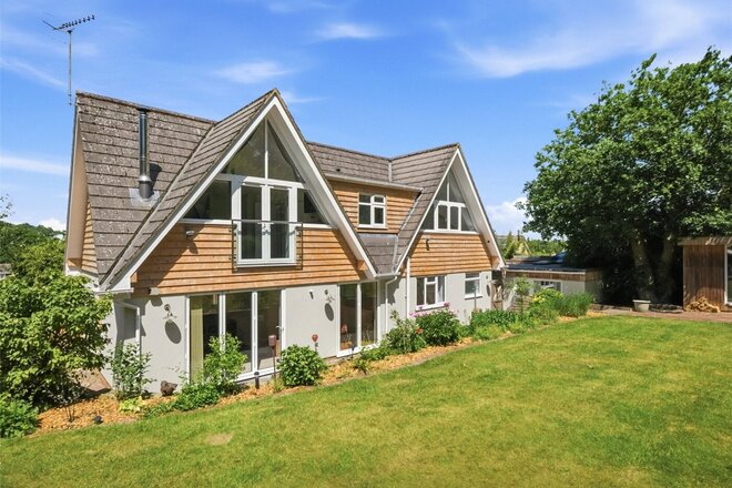 Lonnen Road, Wimborne, BH21