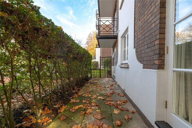 Brompton Park Crescent, London, SW6