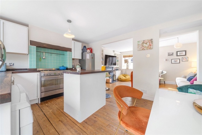 Whateley Road, East Dulwich, SE22