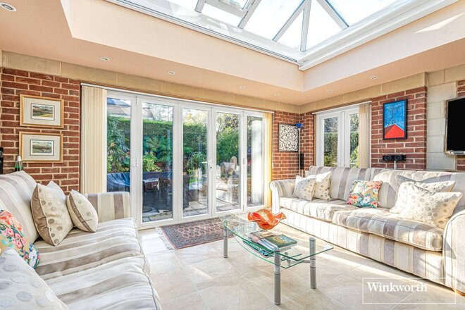 Charters Road, Berkshire, SL5