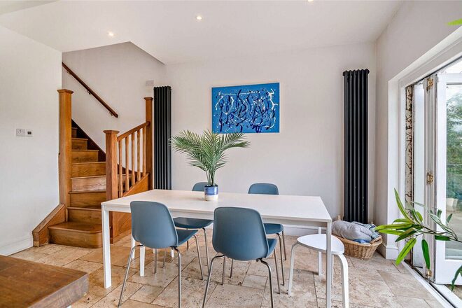 Warminster Road, Bath, BA2
