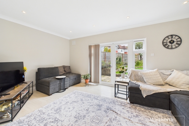 Corringham Road, Middlesex, HA9