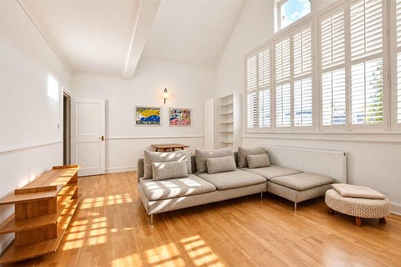 Flat 28, London, SE10