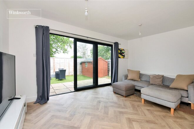 Gassiot Way, Sutton, SM1