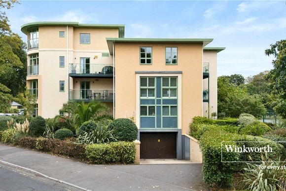 Shelley Park, Bournemouth, BH5