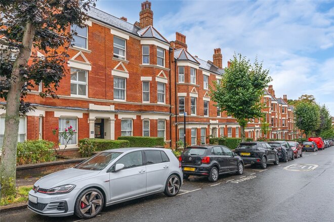 Lyncroft Mansions, London, NW6