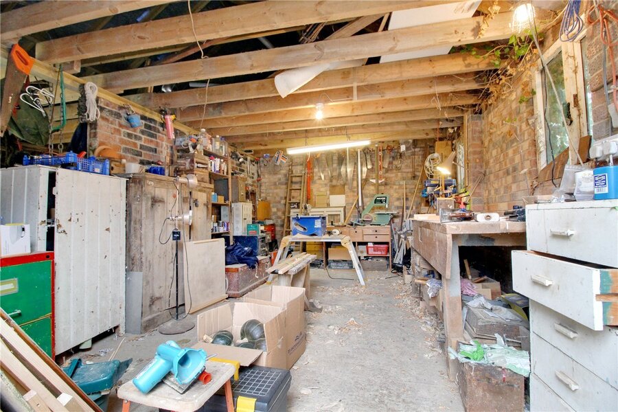 Garage 1