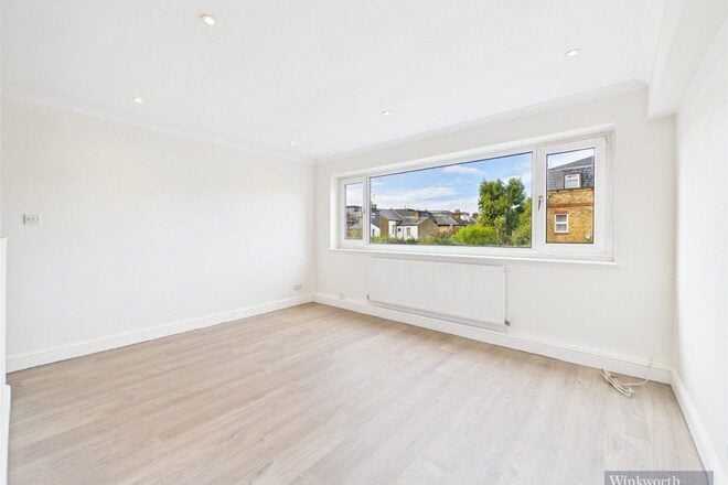 Coombe Road, New Malden, KT3