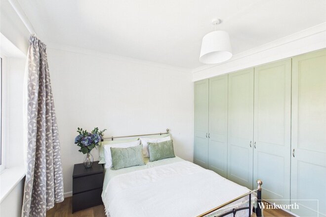 Highdown Avenue, Reading, RG4