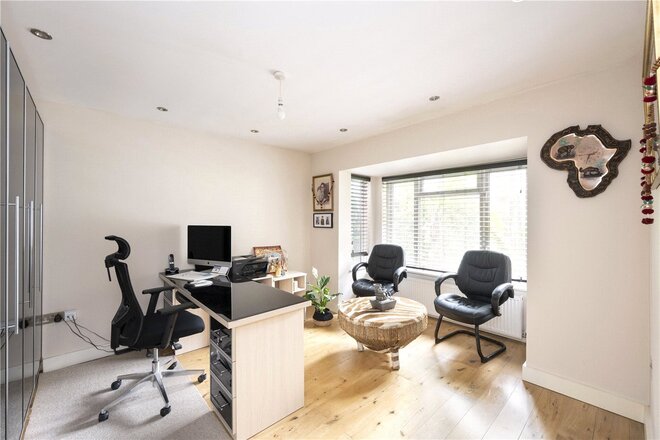 Kingsmead Road, London, SW2