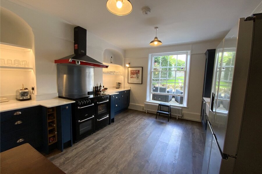 Kitchen/Dining