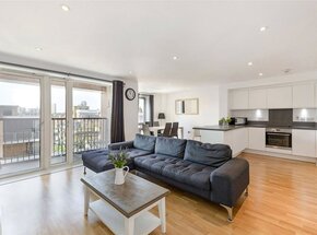 Battersea Park Road, UK, SW11