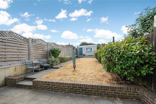 Aviemore Way, Beckenham, BR3
