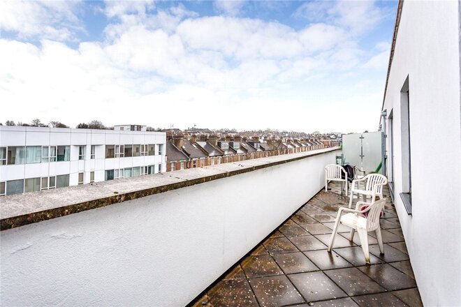 Drayton Park, Highbury, N5