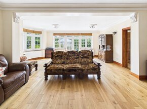 Norbury Hill, London, SW16