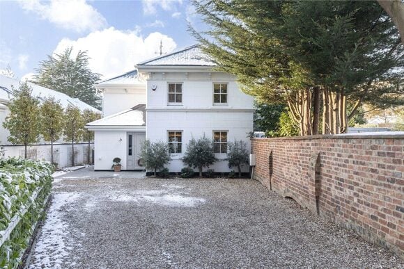 Albert Road, Gloucestershire, GL52