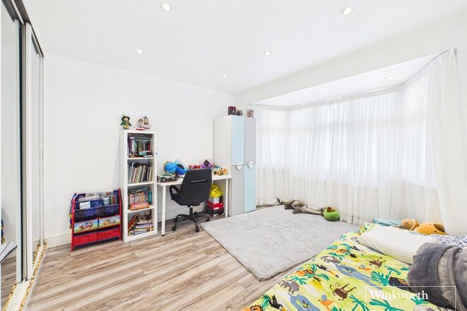 Booth Road, London, NW9