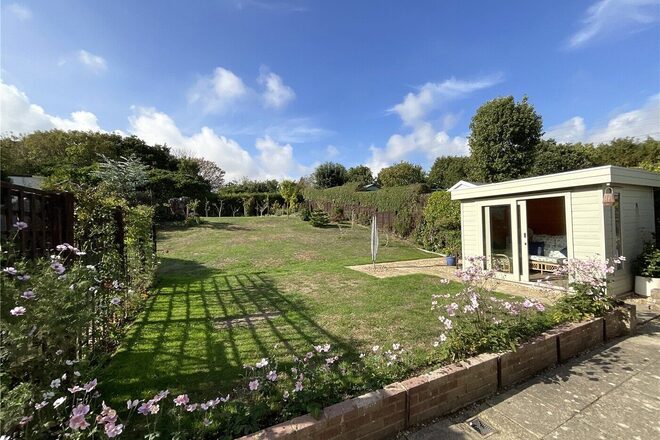 The Meadway, Dorset, BH23