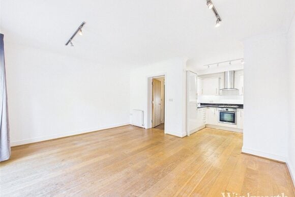 Drayton Green Road, London, W13