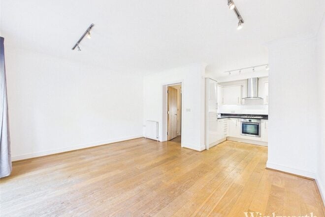 Drayton Green Road, London, W13