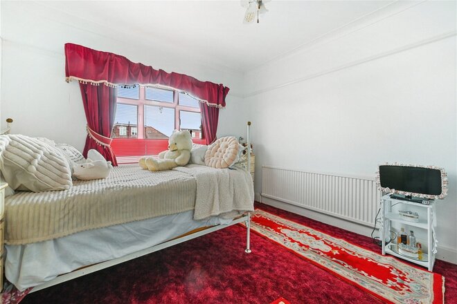 Whitmore Gardens, London, NW10
