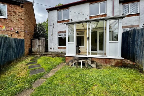 Medellin Hill, Northampton, NN3