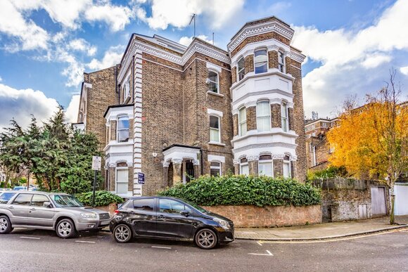 Aubert Road, Highbury, N5