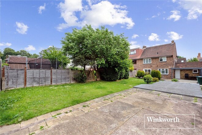 Kingsgate Avenue, London, N3