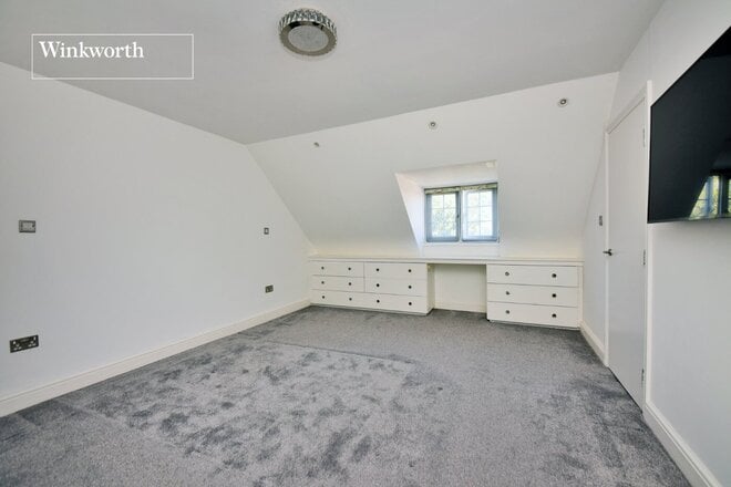 Risley Close, Morden, SM4