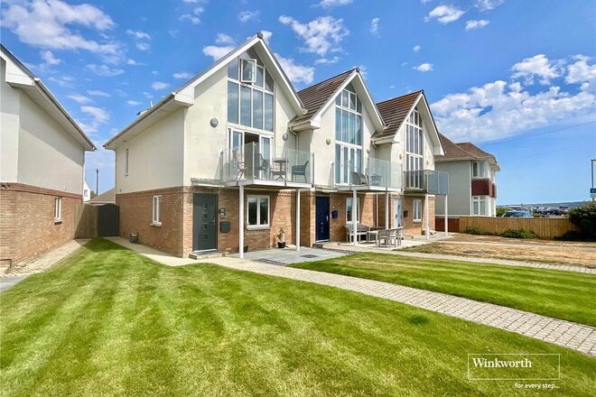 Sea Road, Lymington, SO41