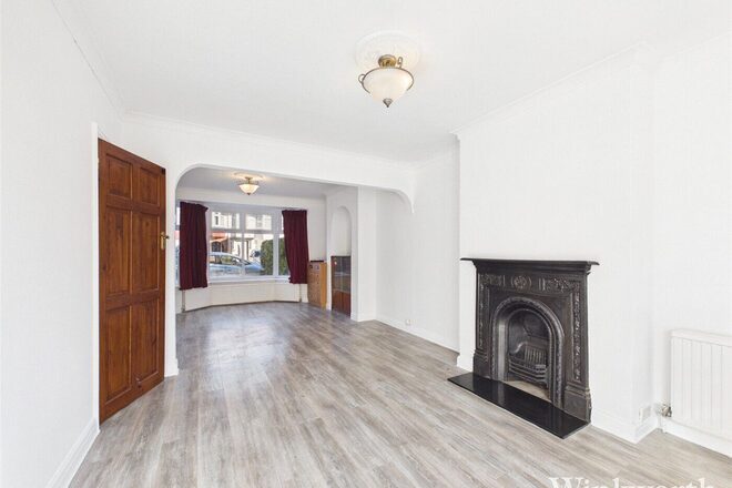 Cloister Road, London, W3