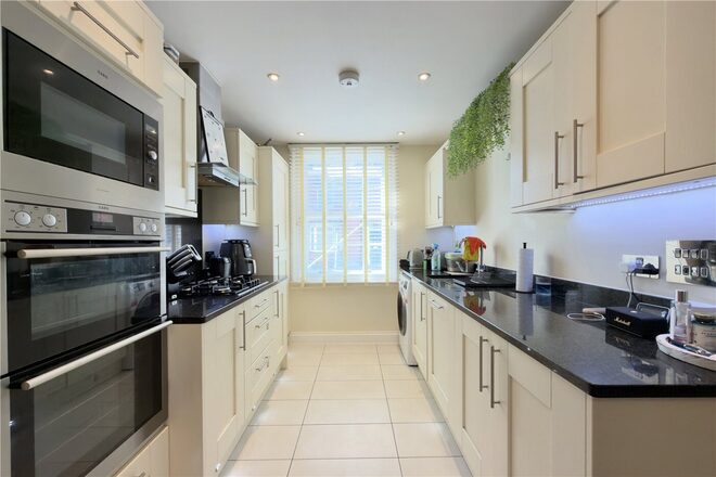 Aylesbury End, Buckinghamshire, HP9