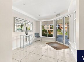 Hendon Lane, Finchley, N3