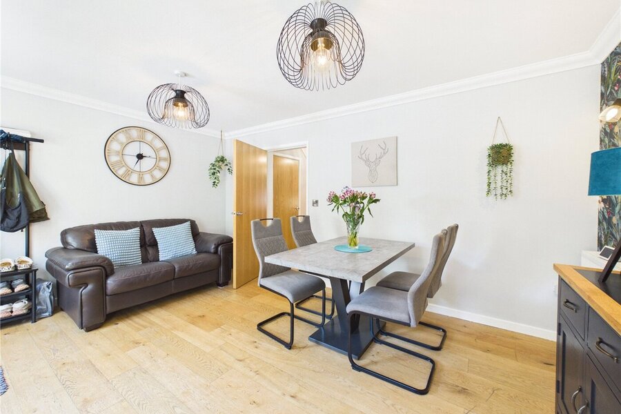 Sitting/Dining Room