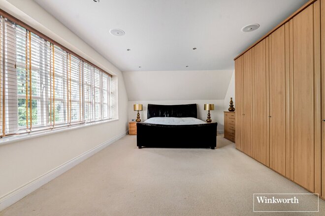 London Road, Ascot, SL5