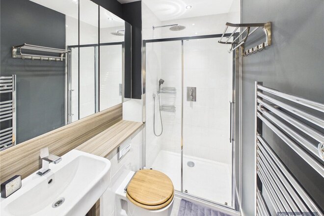 Lyon Road, Harrow, HA1