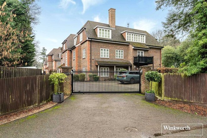 London Road, Ascot, SL5