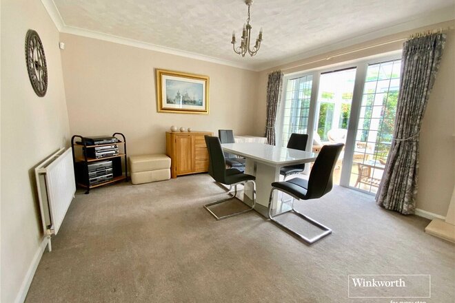 Island View Avenue, Dorset, BH23