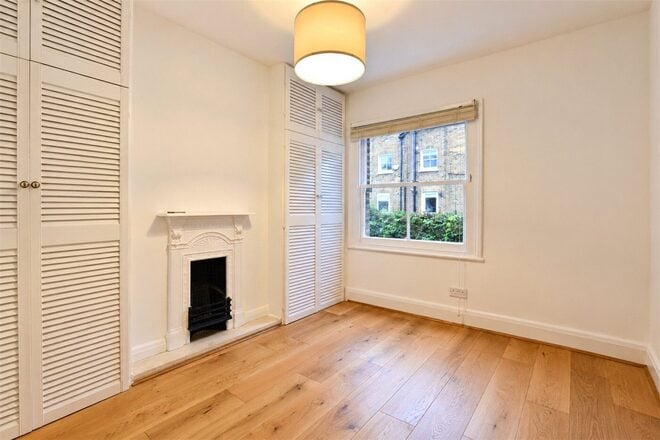 Collins Street, London, SE3