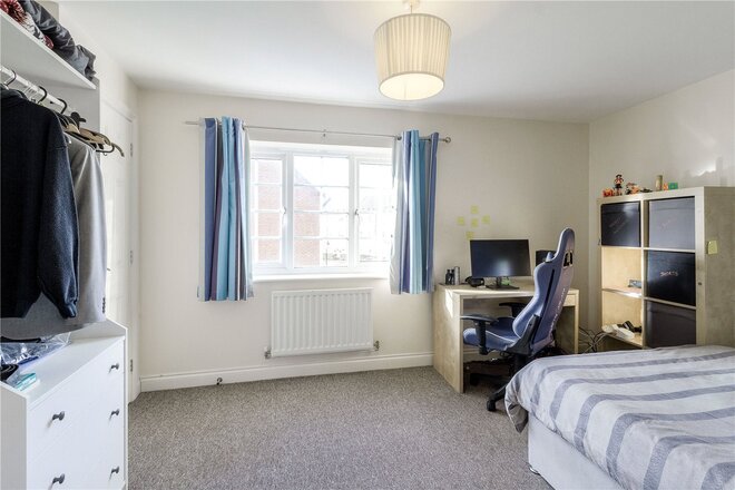 Dainty Grove, Northampton, NN4