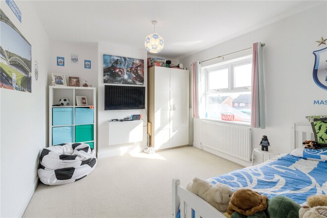 Main Road, Northampton, NN5