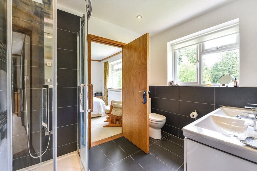 Ensuite Shower Room
