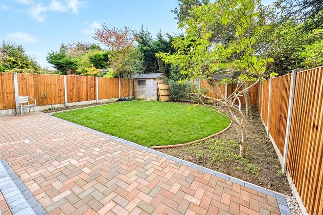 Holmsdale Close, Essex, SS0