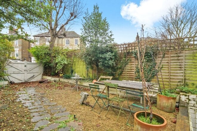 Tufnell Park Road, London, N19