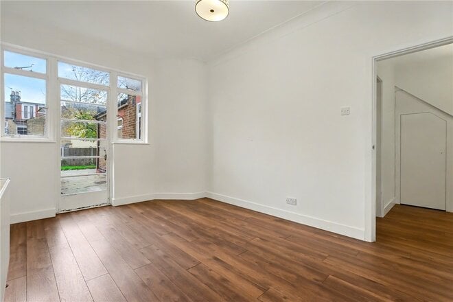 Cleveleys Road, London, E5