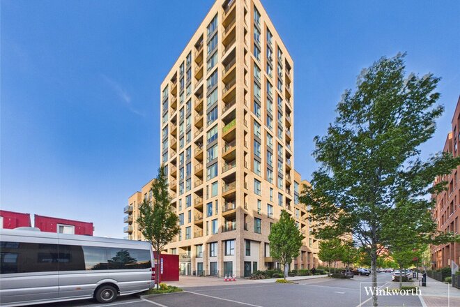 Lismore Boulevard, Colindale, NW9