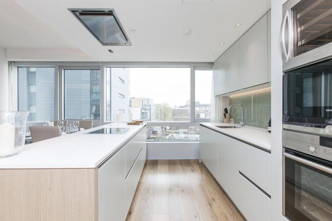 City Road, London, EC1V