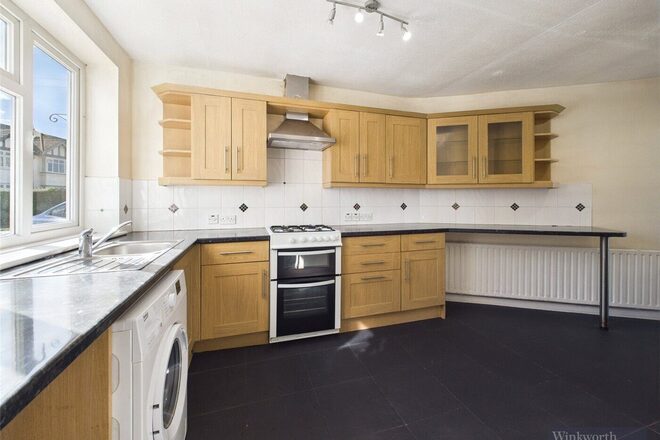 Hamilton Avenue, Surbiton, KT6