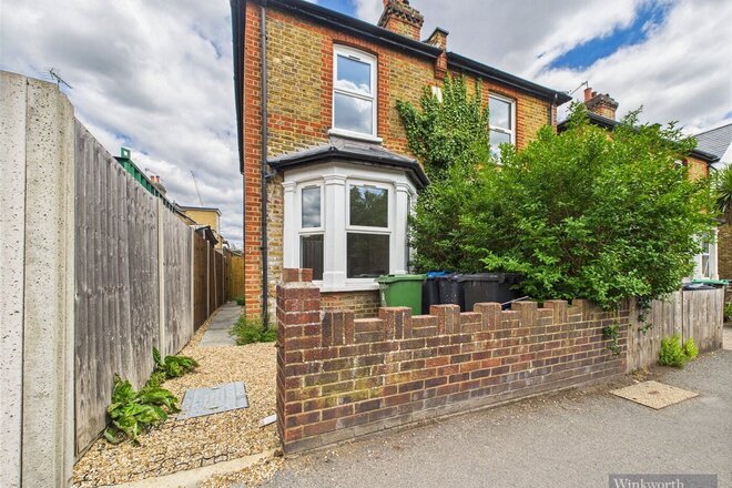 Villiers Road, Kingston upon Thames, KT1